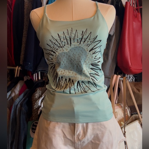 Heart Graphic Spaghetti Strap Tank - Picture 4 of 5